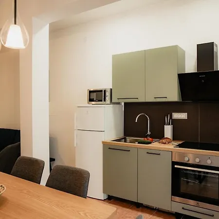Darko Apartament *